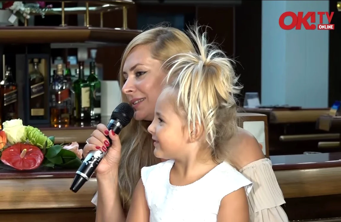 Kristina Cepraga fiica ei Aurora May la OK TV E OK sa fii vedeta Dana Savuica 2 jpeg