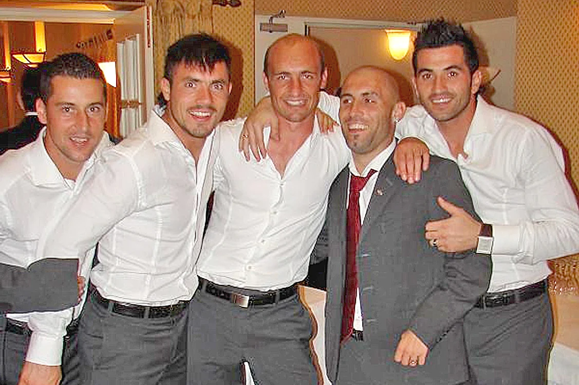 În 2008 au  petrecut după  victoria de la Roma