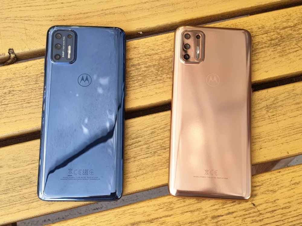 Lansare Motorola G9 Plus variante culoare spate FOTO Adrian Pogîngeanu