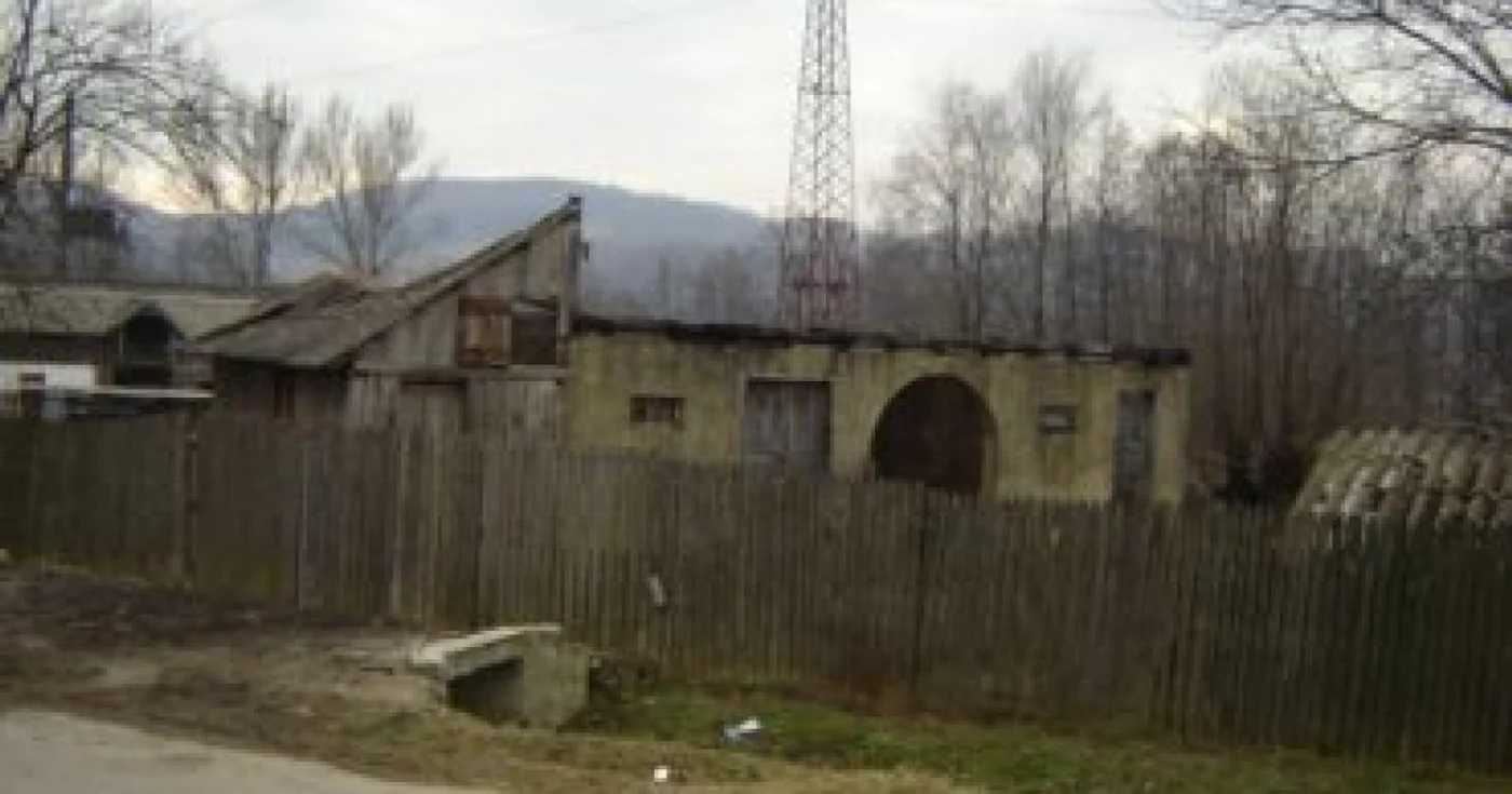 Râmnicu Vâlcea: Trei copii au dat foc la magazia Primăriei Stoeneşti, Adevărul la minut
