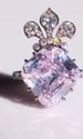 Un diamant care ar fi aparținut reginei Franței Maria Antoaneta, vândut la licitație (© Christie’s)