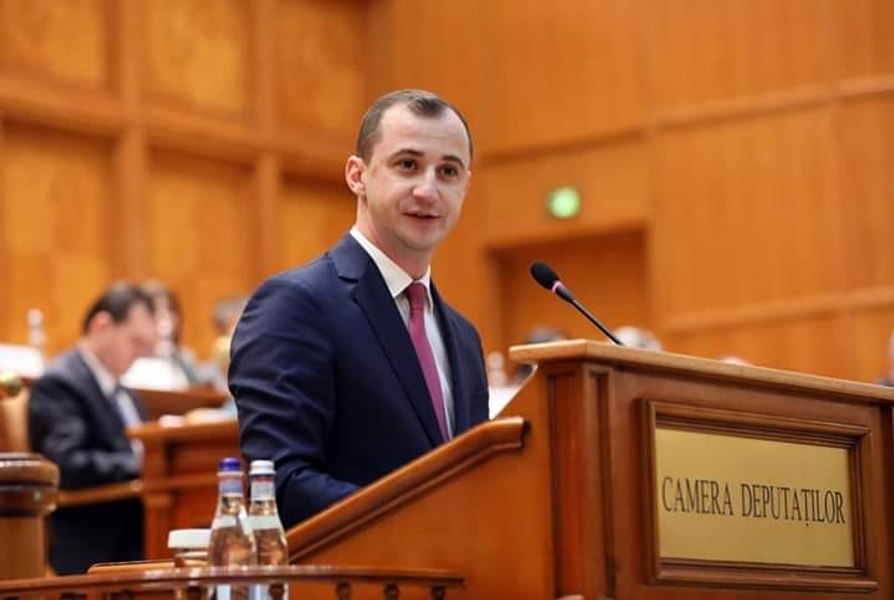 Alfred Simonis îi cere lui Piedone să facă ”un exit” din cursa electorală: ”Nu poate câștiga alegerile”