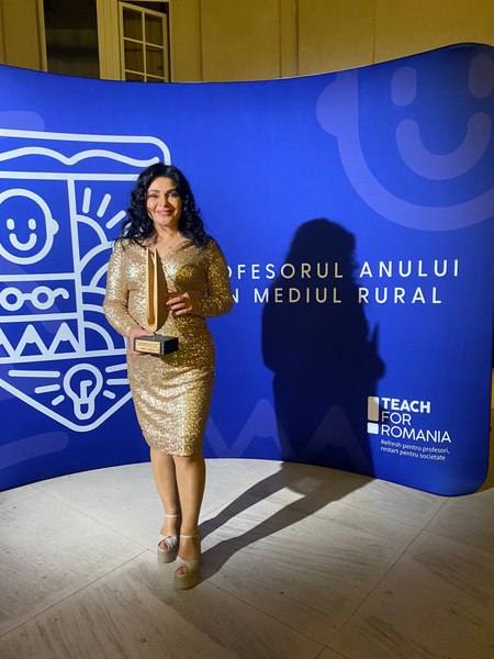 Profesoara Anului la implicare în comunitate, Lăcrămioara Cule: „Trebuie să demonstrăm copiilor că școala are valoare, că-i ajută cu ceva“