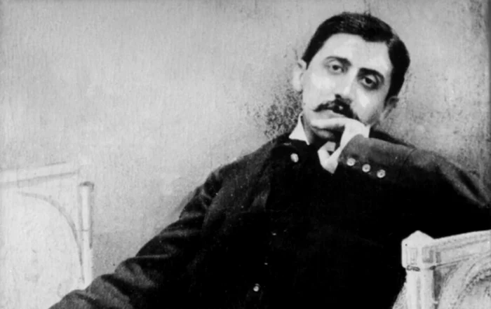 Scriitorul, eseistul şi criticul francez Marcel Proust (1871-1922)