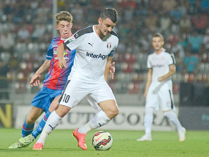 
    Budescu a calificat-o pe Astra în turul 3 preliminar al Ligii EuropeiFoto: Răzvan Păsărică  