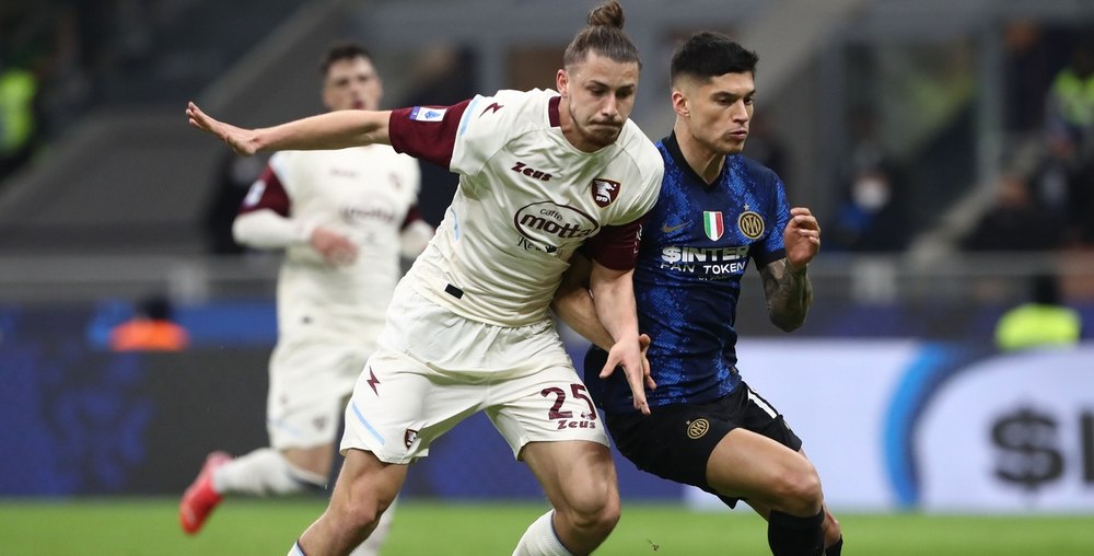 Radu Drăgușin dă de pământ cu Roma lui Mourinho. Internaționalul român are ofertă de 40 milioane de euro