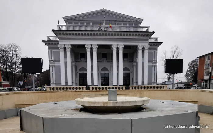 Casa de cultură din Huendoara. Foto: Daniel Guță