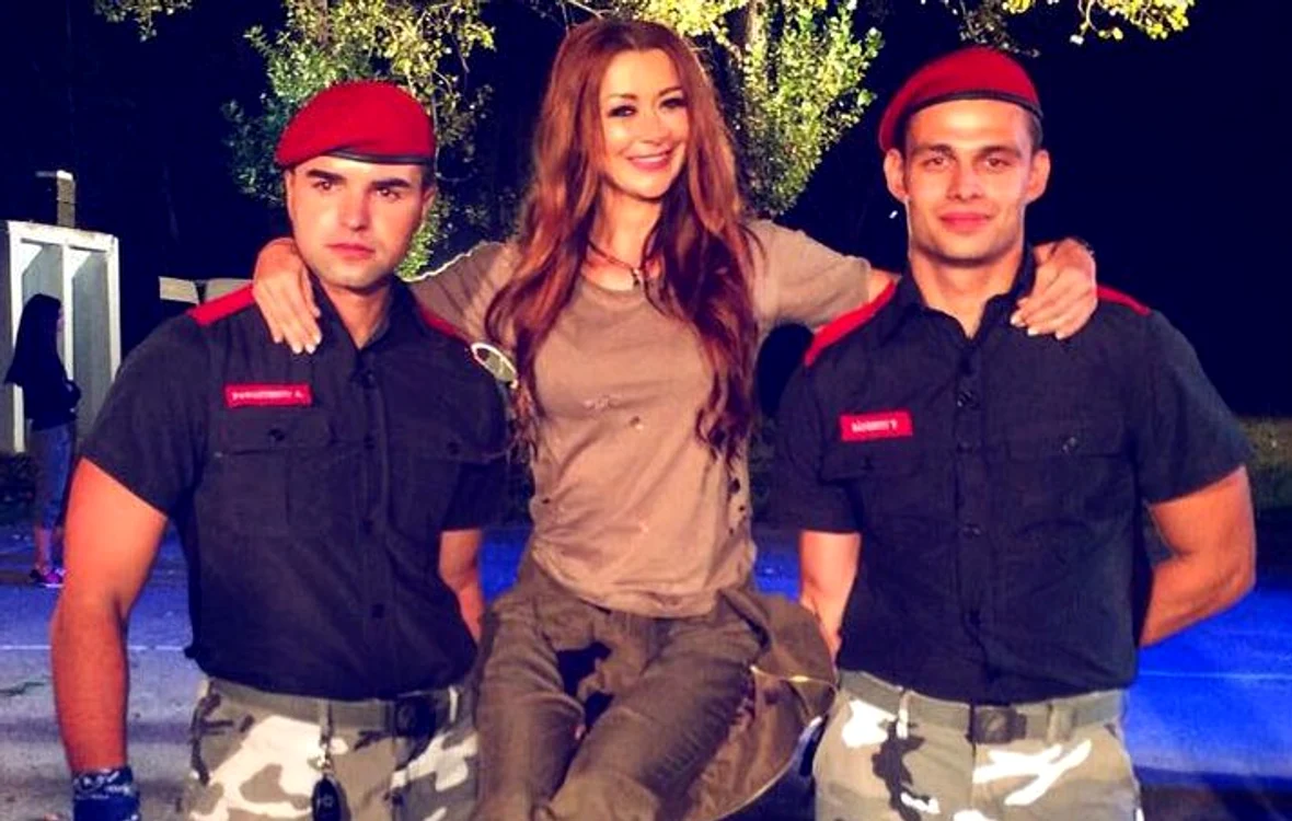 
    Andrei Panaitescu şi Florin Bănescu, comandanţii de la "Şerifi de România", alături de Denisa TănaseFoto: Arhiva personală  