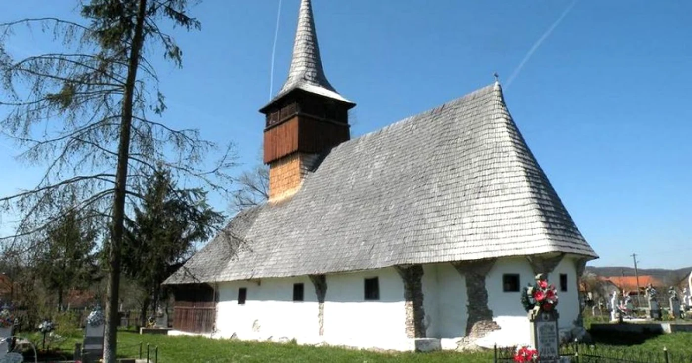 Biserica din satul Boz. FOTO: Fundaţia ProPatrimoniu.