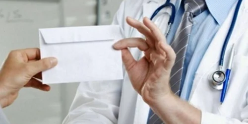 Fostul registrator a fost condamnat la închisoare cu suspendare Foto