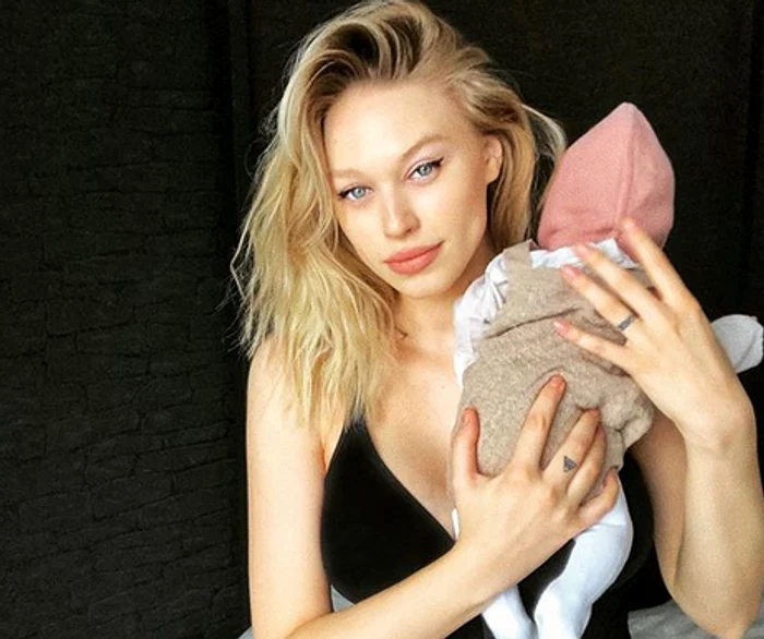 Bogdan Vlădău, cu flori pentru fetele lui