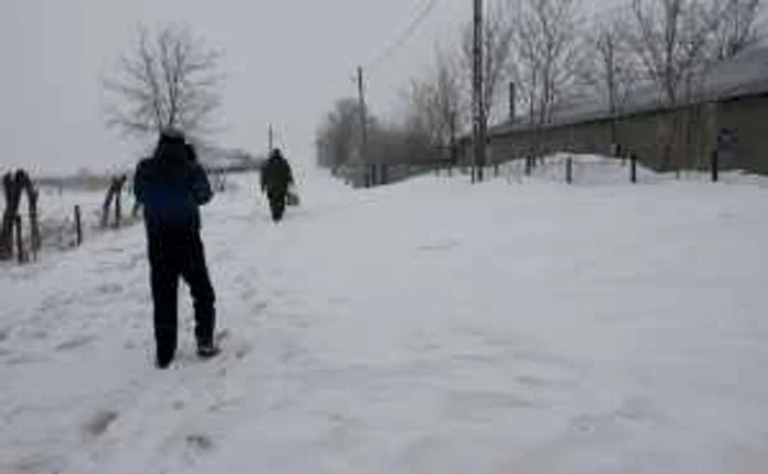 Intervenţia Brigăzii 10 Geniu în zonele sinistrate. FOTO: NICOLETA BUTNARU