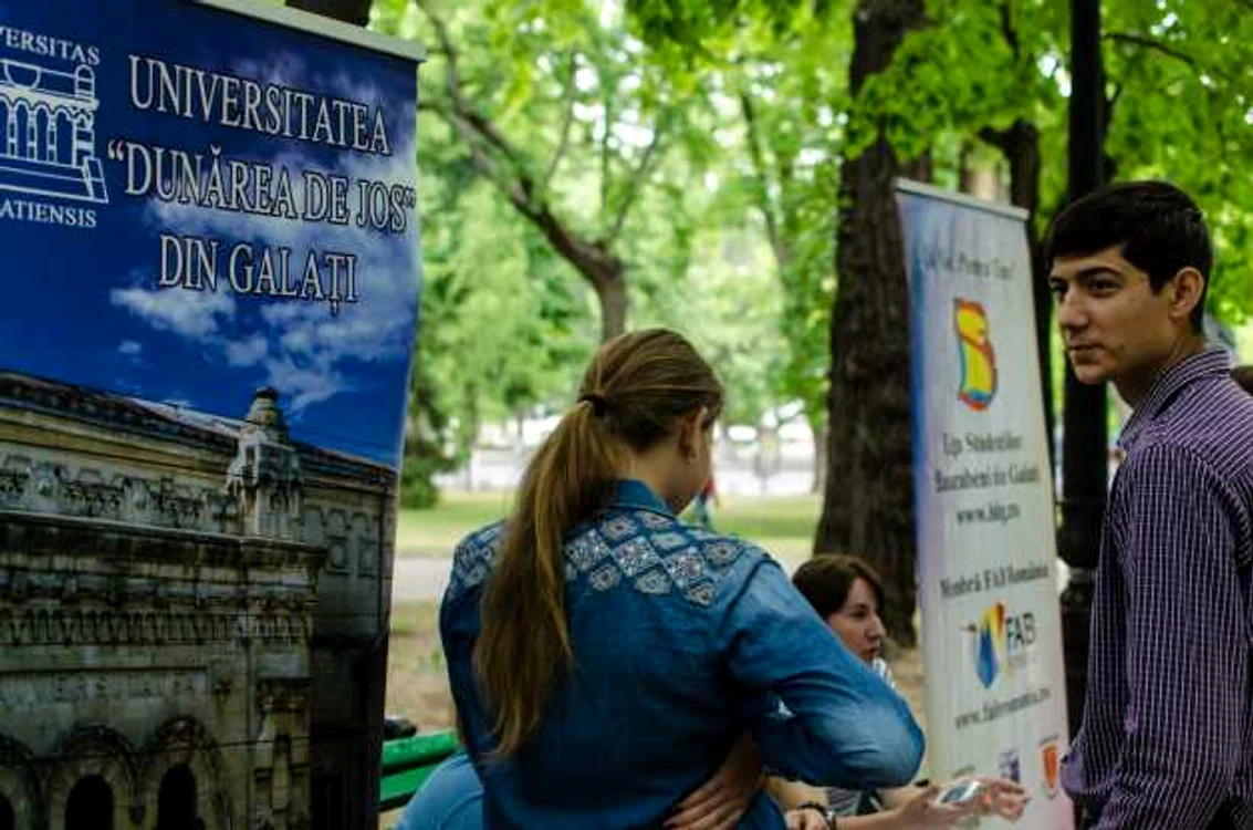 targ de universitati