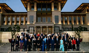 Nicusor Dan summitul NATO jpg