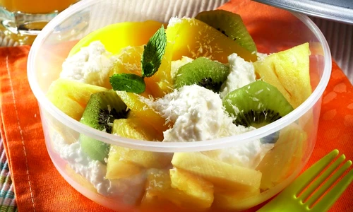 salata de kiwi si ananas profimedia 0014144737 jpeg