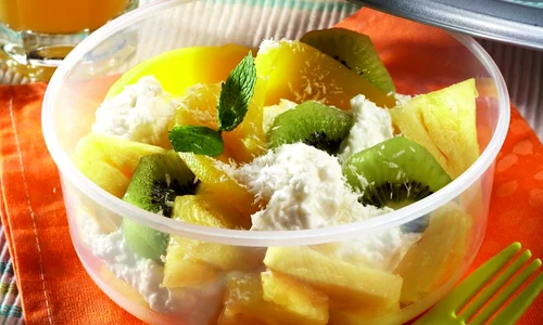 salata de kiwi si ananas profimedia 0014144737 jpeg