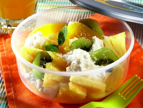 salata de kiwi si ananas profimedia 0014144737 jpeg