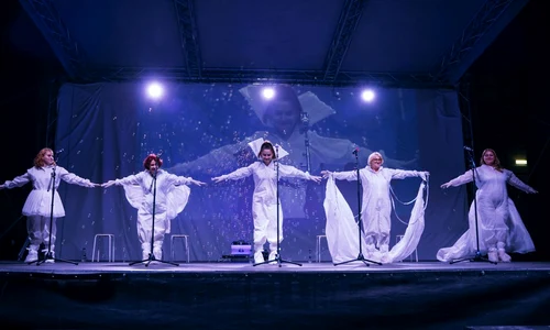 IDEO IDEIS #15 a fost despre schimbare, împreună! Peste 250 de adolescenți din 9 orașe s au bucurat de 5 zile de experiență intensă de învățare prin teatru, film și dans jpeg