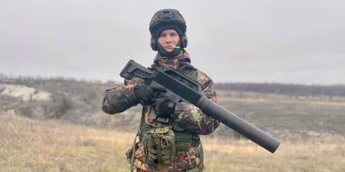 Nikolai Cihasov foto x @666 mancer png