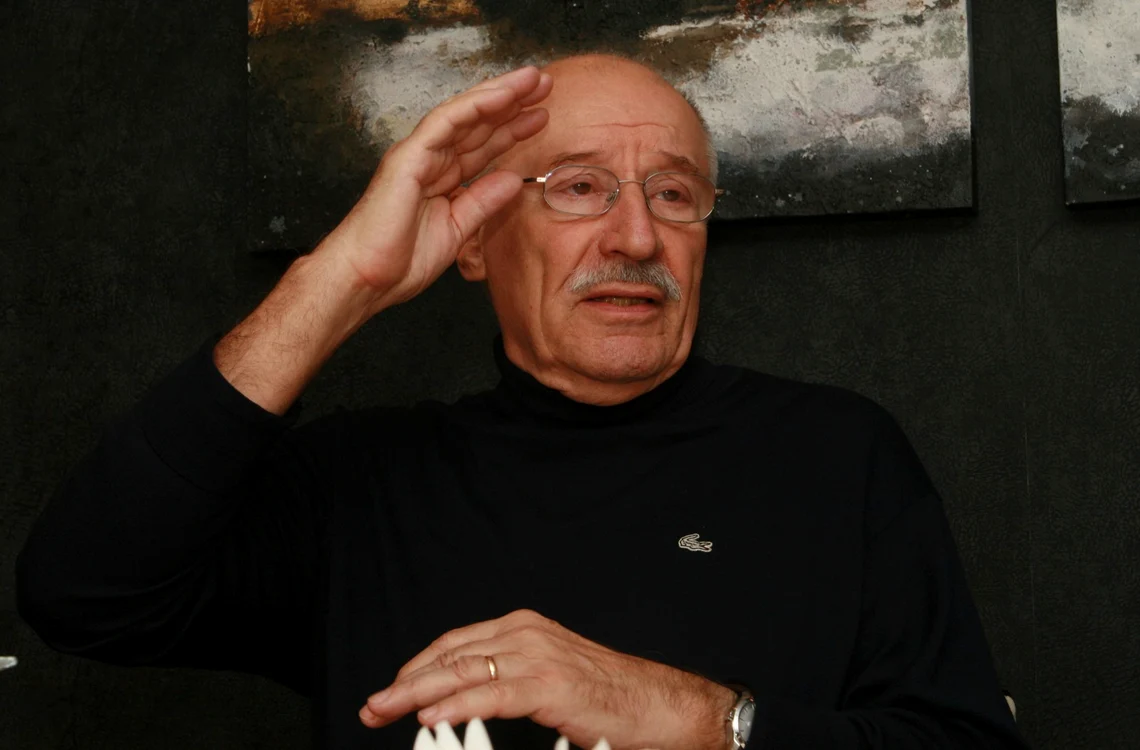 
    Mariana Mihuţ  