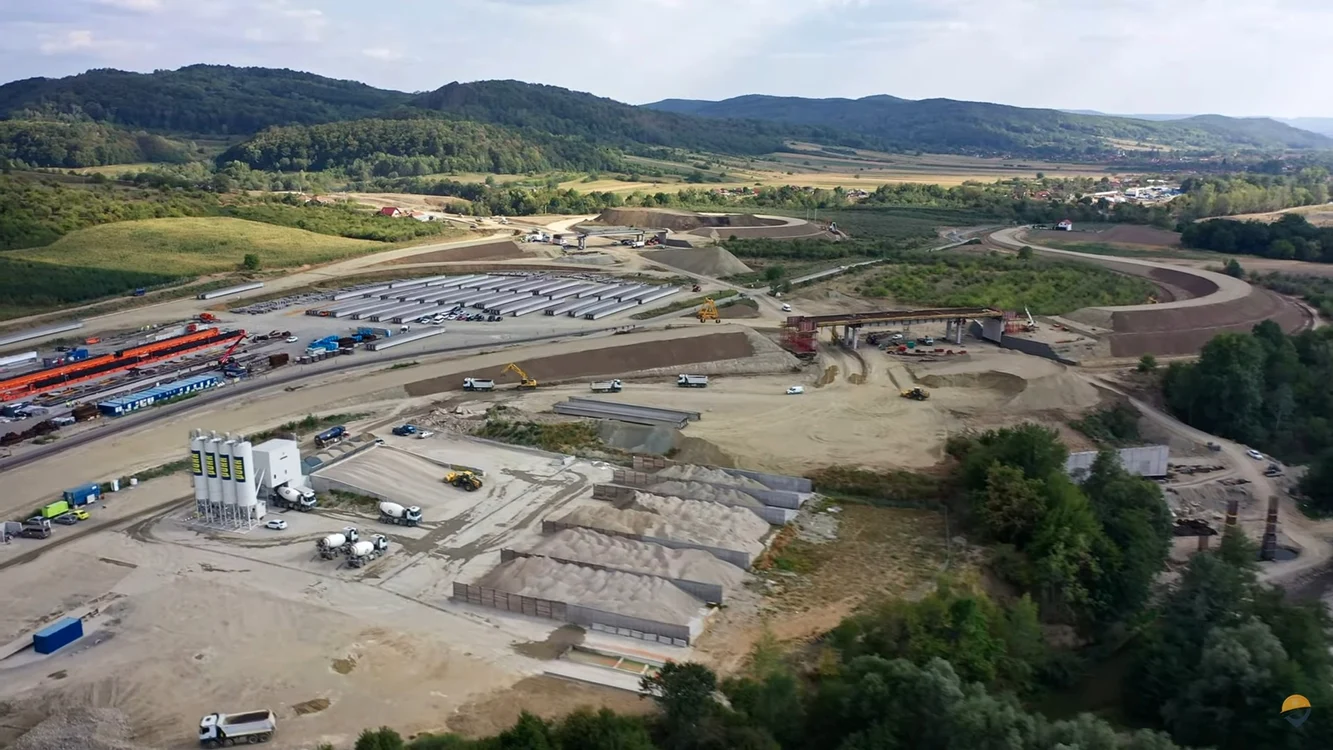 Lucrările pe secțiunea Tigveni-Curtea de Argeș au ajuns la aproape 95%. FOTO: Arhivă