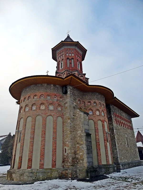 Biserica Precista jpg