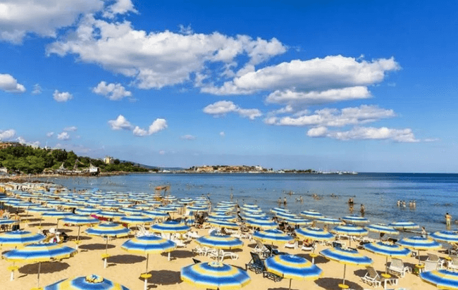 Vacanțele preferate de români în 2023. Agent de turism: ,,Foarte mulți au început să renunțe la litoralul românesc"