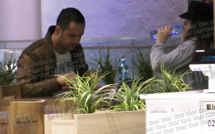 Mădălin Ionescu şi soţia, la «împinge tava»