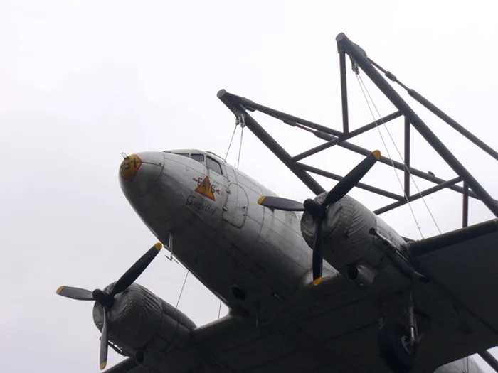 „Candy Bomber” în blocada Berlinului jpeg
