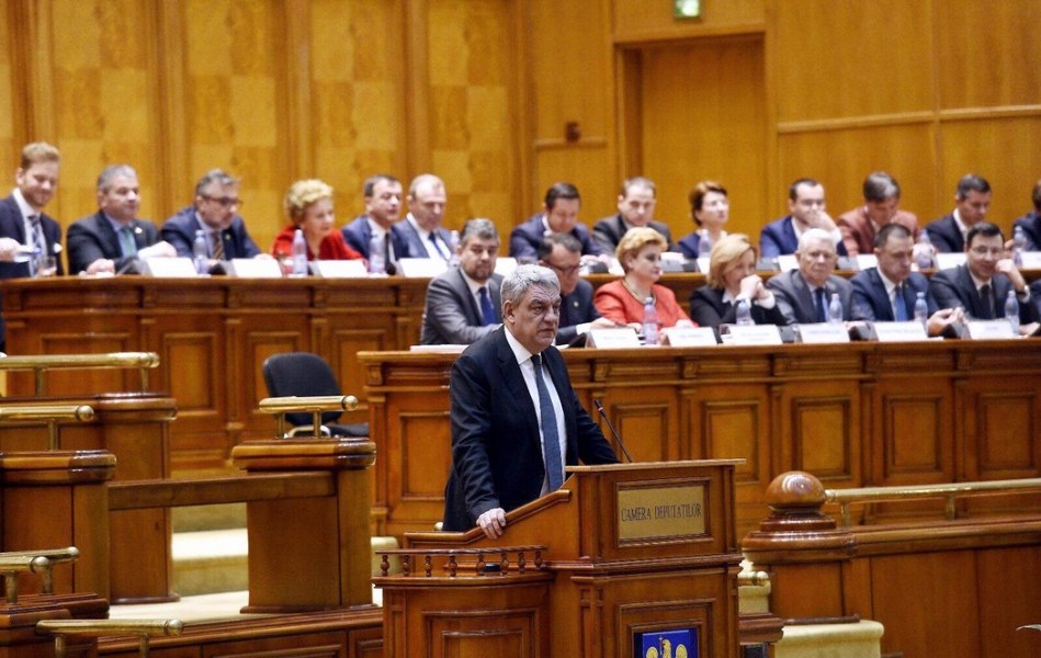 Tudose, săgeți la adresa lui Ciucă: Nu-i din filmul ăsta. Dacă PNL iese prost la alegerile europarlamentare, nu va mai fi preşedintele PNL