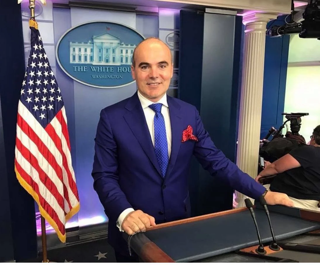 Rareș Bogdan face apel la calm și rațiune după anunțul retragerii militarilor americani: „Nu toți cei din București au priceput cine este Casa Albă”