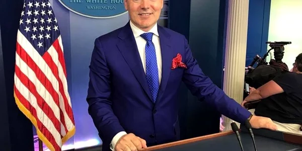 rares bogdan sua jpg