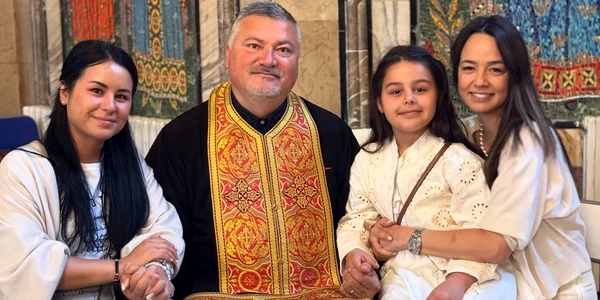 Andreea Raicu, de Paște alături de Măriuca foto Facebook jpg