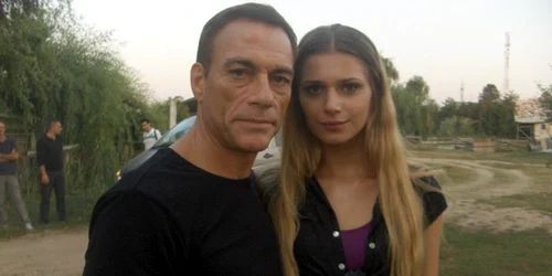 Actriţa Lia Sinchevici şi Jean Claude Van Damme Foto Facebook Lia Sinchevici