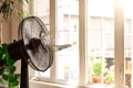 ventilator caldura vara istock jpg