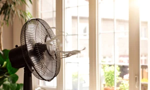 ventilator caldura vara istock jpg