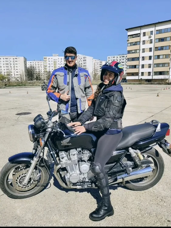 Mihaela Buzărnescu și-a luat permis pentru motocicletă / Sursă foto: arhivă personală