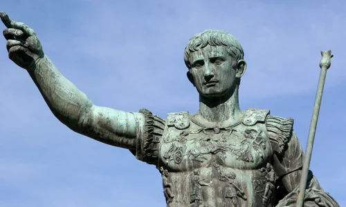 Caligula jpg