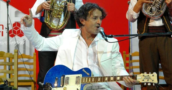 Goran Bregovic cântă în Tribute Summer Residence. 