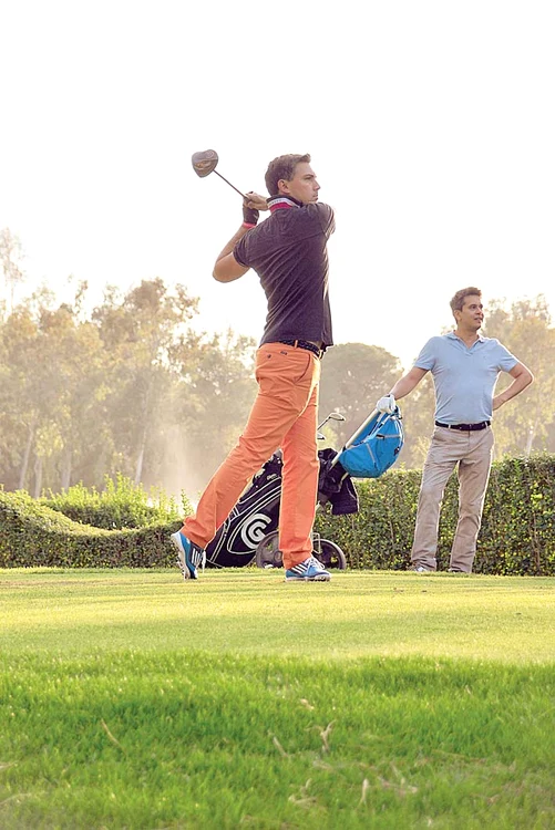 Alex Ciucu s-a îndrăgostit de golf vara aceasta, în Anglia