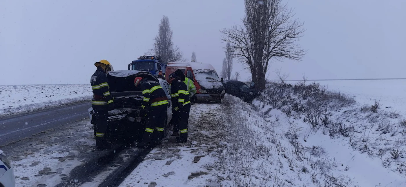 Trei persoane au fost rănite în accident FOTO: IPJ Galați