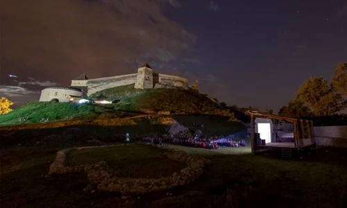 10 zile de film istoric în Cetatea Râşnovului jpeg