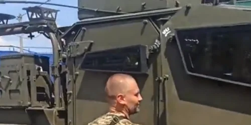 vehicul blindat Husky foto twitter