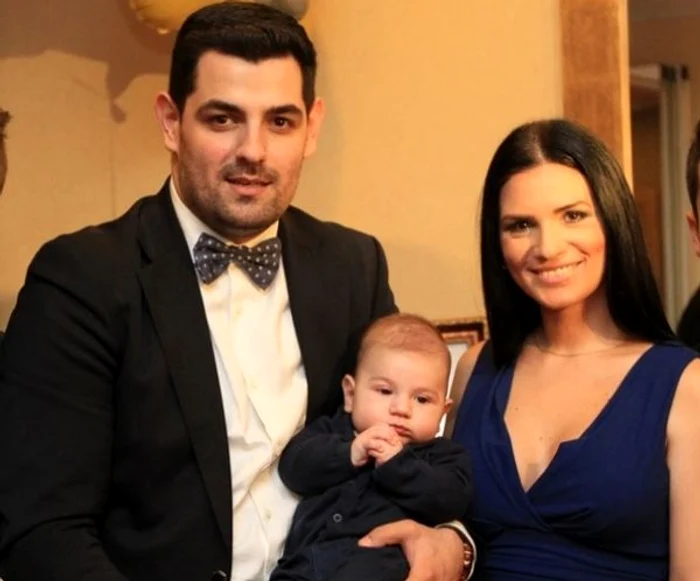 Ellie White a devenit mămică pentru a doua oară, în urmă cu aproape o lună. Ea şi Doru Tinca mai au un băieţel în vârsta de doi ani şi jumătate.Foto: Arhiva personală