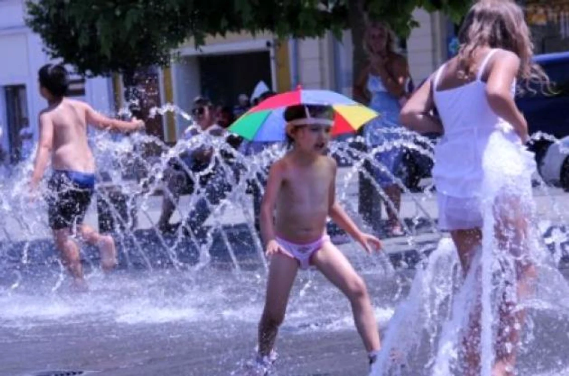 
    Vor fi temperaturi record, în această vară  