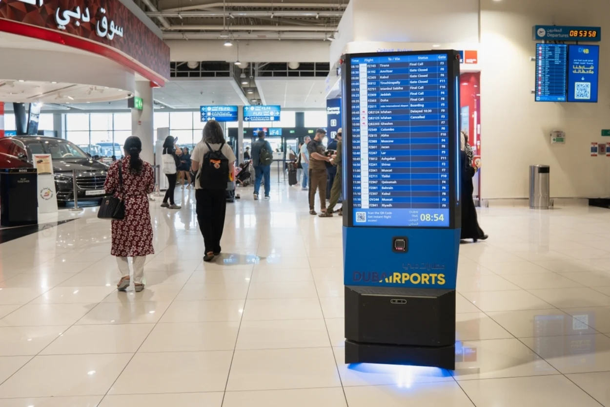 Drama unei familii de români blocate în Abu Dhabi din cauza cățelului: „Este ca și când mi-aș abandona un copil”