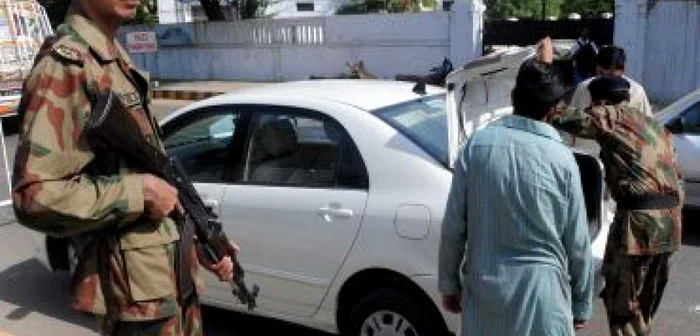 Pakistan: Nou atentat dejucat de poliţie, la Karachi