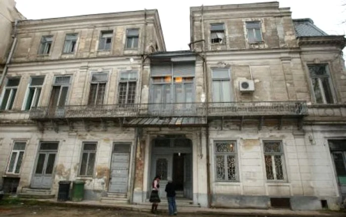 Biblioteca Franceză Omnia