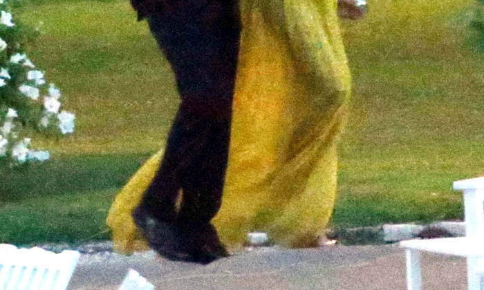 *EXCLUSIVE* MUST CALL FOR PRICING BEFORE USAGE   Actor George Clooney and wife Amal Clooney night out with friends in Italy  jpeg