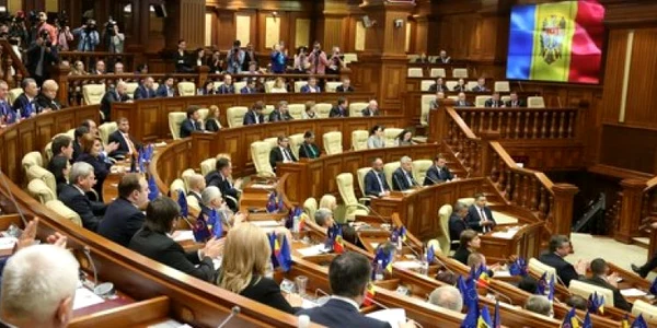 Parlament 2019 FOTO IPN